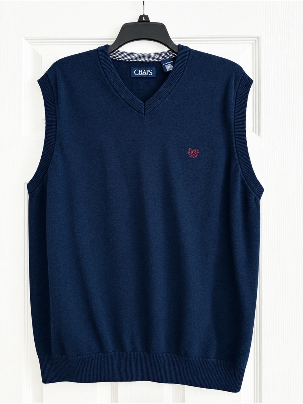 Chaps Men's Navy V-Neck Sweater Vest with Red Crest